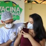 VACINA AMAZONAS FOTO HERICK PEREIRA SECOM4 300x200 1
