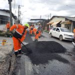 Prefeitura de Manaus atua em recuperacao de vias no bairro Cidade Nova