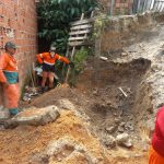 Prefeitura de Manaus atua em servicos de contencao de rip rap no bairro Nova Vitoria