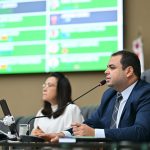 05 Dep. Roberto Cidade PL de Roberto Cidade estabelece obrigatoriedade de acompanhante durante consultas meCC81dicas e exames