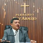 14 Dep. Felipe Souza propoCC83e atencCCA7aCC83o ao diagnoCC81stico precoce e ao atendimento multiprofissional de pessoas com SiCC81ndrome de Down 1024x576 1