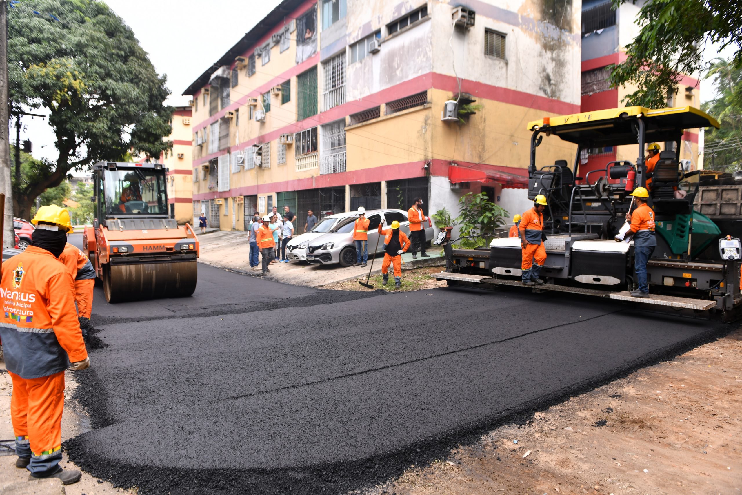 E28098Asfalta Manaus da prefeitura avanca com servicos de recapeamento no conjunto Ayapua scaled 1