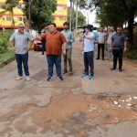 Prefeito determina inicio de obras de recuperacao asfaltica no bairro Compensa 1