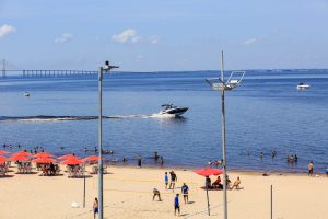 Prefeitura de Manaus alerta banhistas para cuidados na Ponta Negra durante Carnaval 1 scaled 1 300x200 1