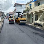 Programa E28098Asfalta Manaus da prefeitura recupera trecho de 600 metros no bairro Vila da Prata