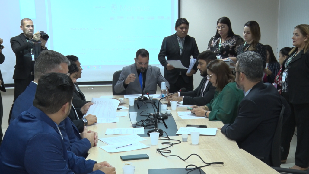 C0168.MP4.02 36 54 35.Quadro001 1024x576 1