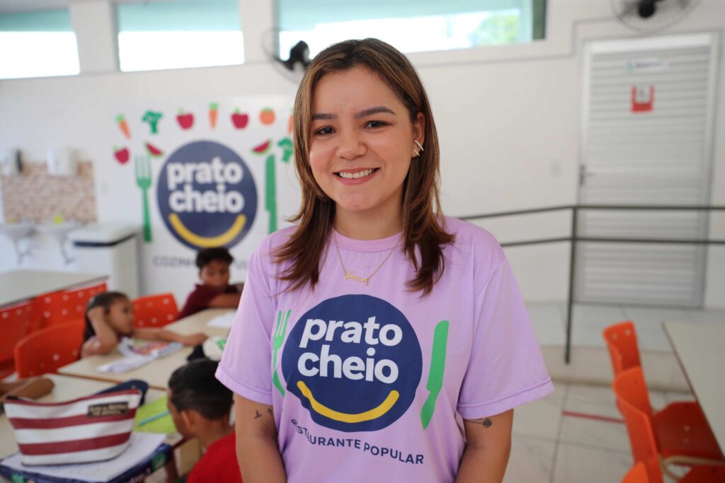 Prato Cheio do bairro da União promove aulas de inglês para crianças da comunidade Portal Informe Digital Natasha Mille 1024x683 1