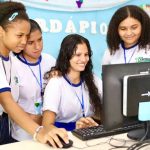 Estudantes apresentam trabalho de conclusao de curso tecnico Foto Eduardo Cavalcante Seduc 2 1024x683 1