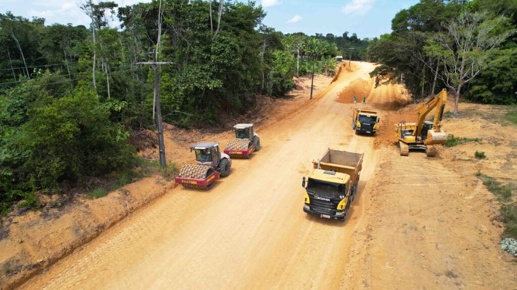 Governo do Amazonas realiza pavimentação do ramal da Cooperativa, na zona rural de Manaus Portal Informe Digital Seinfra Ramal da Coopertiva2 1024x576 1