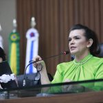 SegurancCCA7a nos rios calor nas escolas e violeCC82ncia contra a mulher foram os destaques da SessaCC83o PlenaCC81ria desta tercCCA7a feira 19