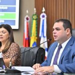 Setembro Amarelo Leis de Roberto Cidade sensibilizam para prevencCCA7aCC83o ao suiciCC81dio