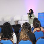 FCecon Bolsista Layane Pinheiro FOTO Luis Mansueto 2 1024x682 1