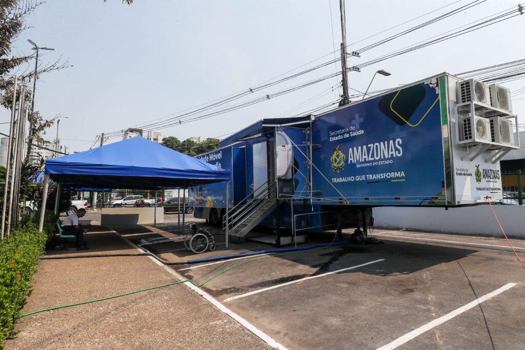 Saúde do Amazonas implanta serviço com carreta de apoio para a realização de exames de imagens da alta complexidade Portal Informe Digital SES AM.03 Carreta no estacinamento do HPS 28 de Agosto dando apoio a unidade 1024x683 1