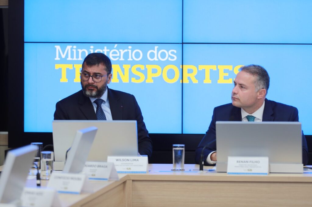 “Um projeto de importância nacional”, diz Wilson Lima sobre BR-319 em primeira reunião do Grupo de Trabalho para viabilizar rodovia Portal Informe Digital Wilson Lima sobre BR 319 em primeira reuniao do Grupo de Trabalho4 FOTOS Diego Peres Secom 1024x682 1