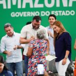 Com nova acao de regularizacao fundiaria governo Wilson Lima entrega 16 mil titulos definitivos somente em 2023 4 Foto Mauro Neto Secom 1024x682 1