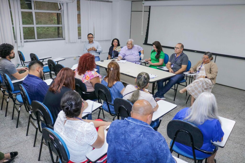 Hemoam mantém certificação ISO 9001 pelo 23º ano após auditoria externa Portal Informe Digital O trabalho de acompanhamento e analise dos processos foi feito pelos auditores Manuel Belem e Rafael Brito 1024x683 1