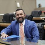 Deputado Dr. George Lins fortalece educacao no Amazonas com leis de sua autoria