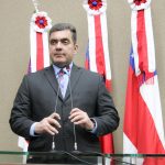 Deputado Abdala Fraxe cobra esclarecimentos sobre reducao na pista do aeroporto em Tabatinga Mhlv8p