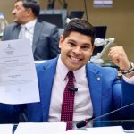 Aprovado o PL do deputado Mario Cesar Filho que torna a Carteira Digital de Identificacao da Pessoa com Transtorno do Espectro Autista uma realidade Foto Leandro Cardoso 1024x683 elsMIc