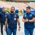 Presidente da Comissao de Defesa do Consumidor da Aleam Mario Cesar Filho e Procon AM emitem notificacao ao Amazonas FC por pratica de precos excessivos 1024x820 EkQb9p