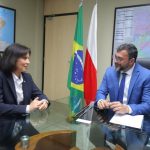 Wilson Lima apresenta mercado de carbono e iniciativas sustentaveis do Amazonas a embaixadora polonesa no Brasil FOTO DIEGO PERES SECOM 8 1024x682 fP20Zy