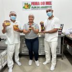 ADS Dia Mundial das Abelhas ADS destaca a comercializacao do Mel nas feiras Samia Leite Foto Divulgacao ADS.jpg 1024x768 IFrjUz