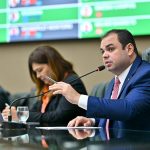 PLs de Roberto Cidade que tratam sobre voluntariado e estabelecem protocolo de protecao ao consumidor sao aprovados na Aleam Foto Rodrigo Brelaz jYXl7i