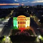 Teatro Amazonas recebe iluminacao com as cores da bandeira do Rio Grande do Sul Fotos Anderson Silva Secom 6 1024x576 fQBAbv