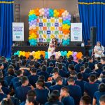 Debora Menezes promove palestra para alunos lidarem com os excessos de ansiedade bzVF2o