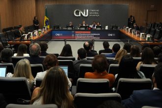 cnj1 2e60W9