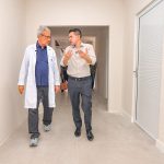 Delegado Pericles entrega equipamento e setor de patologia da Fcecon e modernizado Ggw12O
