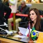 Debora Menezes tem cinco Projetos de Lei aprovados na Aleam gmfbGh
