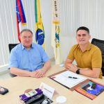 Prefeito David Almeida recebe deputado Atila Lins e destaca emenda de R 12 milhoes para infraestrutura 2