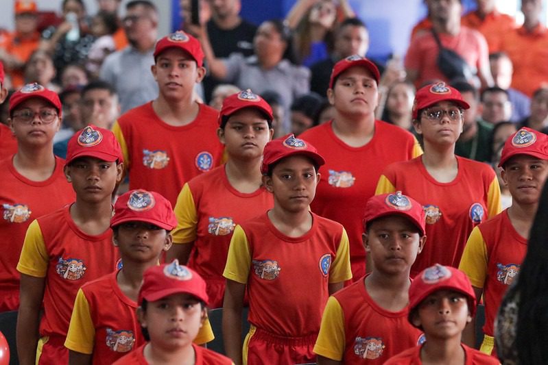 Mais de 660 crianças e adolescentes do programa Bombeiro Mirim iniciam atividades em 11 cidades do Amazonas Portal Informe Digital CBMAM 1 Arthur Castro Secom