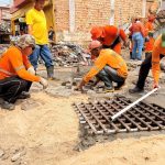 Prefeitura de Manaus realiza manutencao de pavimento no centro historico da capital 2