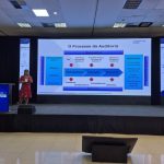 CGE AM TECH GOV FORUM NORTE Dra Lucia Magalhaes subcontroladora geral de controle interno 2 1024x768 1