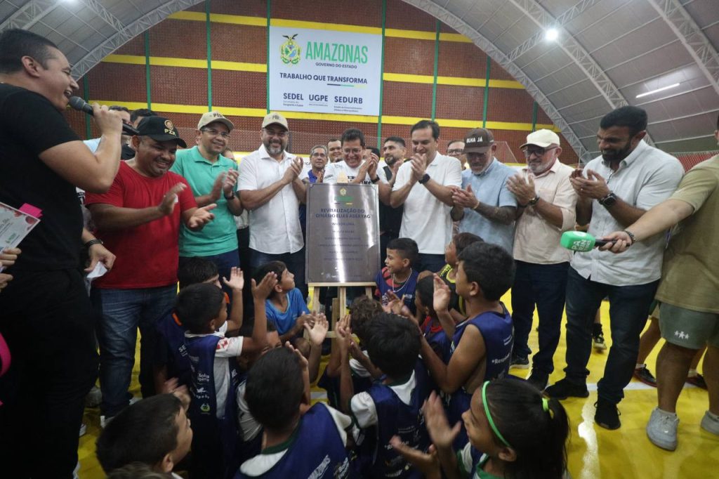 Em Parintins, governador Wilson Lima entrega ginásio Elias Assayag revitalizado e amplia oferta de programas esportivos Portal Informe Digital Ginasio Elias Assayag Parintins Foto Lucas Silva Secom 4 1024x682 1