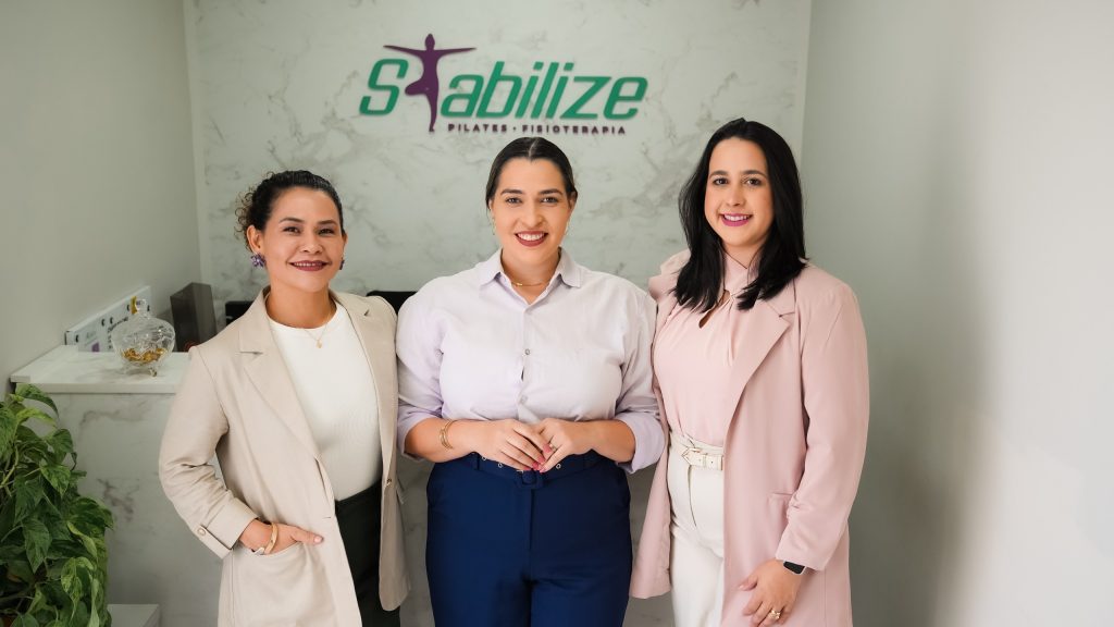Com apoio da Afeam, três empreendedoras investiram na criação de estúdio de pilates em Manaus Portal Informe Digital Afeam Socias do Estudio de Pilates Zeca Leal Afeam 1024x576 1