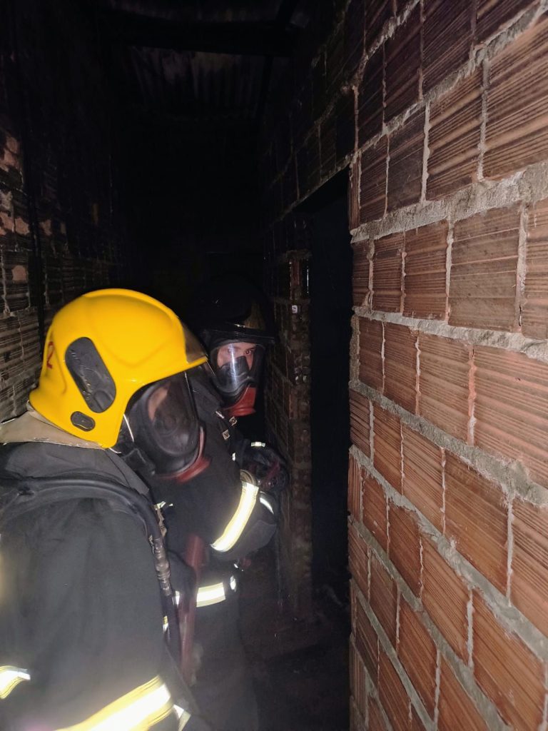 Corpo de Bombeiros do AM controla princípio de incêndio causado por ventilador superaquecido Portal Informe Digital Arquivo CBMAM3 768x1024 1