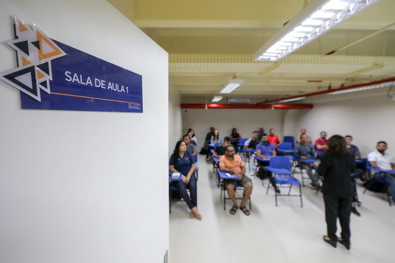 Detran-AM: Escola Pública de Trânsito disponibiliza 360 vagas para cursos gratuitos em agosto Portal Informe Digital Detran AM Cursos EPTRAN Creditos Divulgacao Detran AM 1 1
