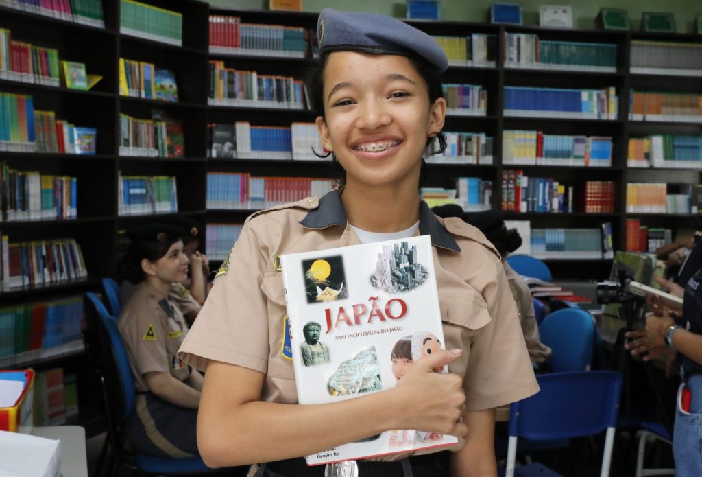 Estudantes da rede estadual de ensino embarcam para competir em Olimpíada de Matemática no Japão Portal Informe Digital Educacao Alunos Competidores AIMO Heloisa Mendonca Foto Euzivaldo Queiroz 1024x695 1