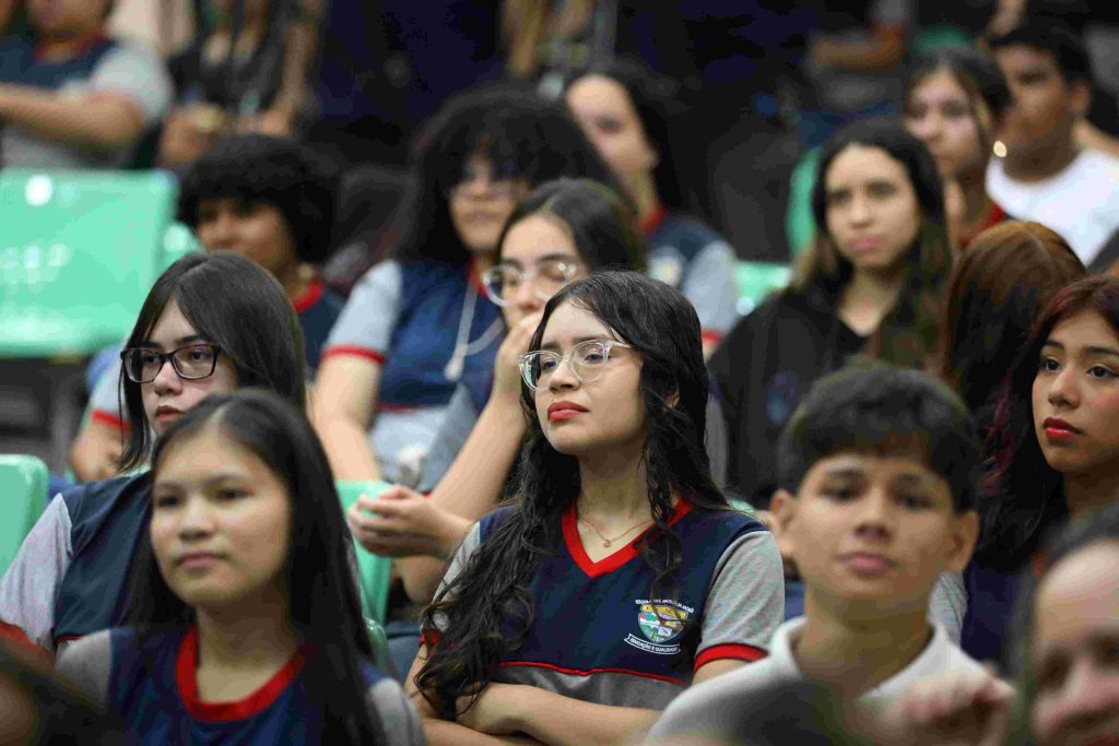 Secretaria de Educação dá início a mais uma edição do programa ‘Eu na Universidade’ Portal Informe Digital Educacao Universidade Foto Euzivaldo Queiroz 1 1024x683 1