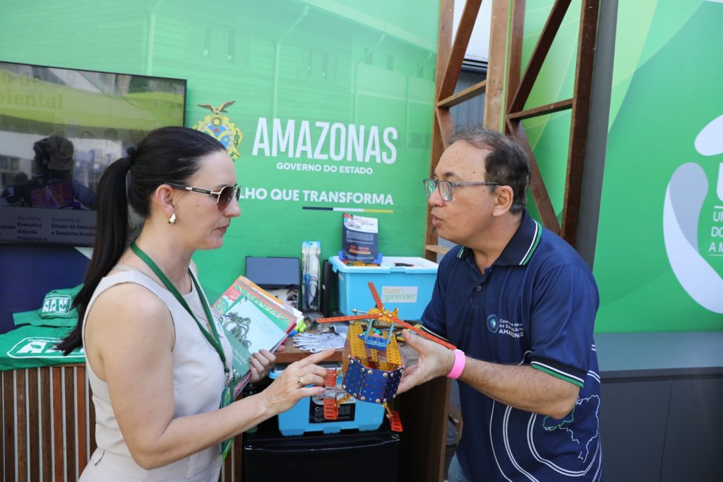Secretaria de Educação apresenta iniciativas inovadoras no 8º Congresso Internacional de Educação Ambiental Portal Informe Digital Educacao VIII Congresso Internacional de Educacao Ambiental Thelma Prado Foto EuzivaldoQueiroz 1024x682 1
