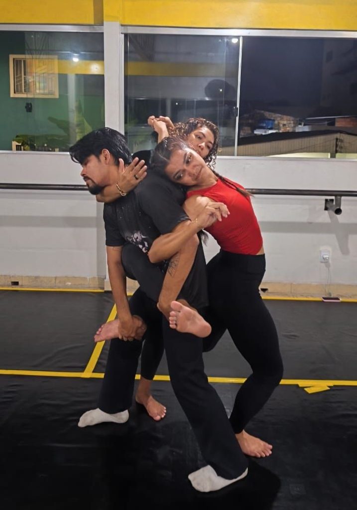 Espetáculo ‘Ruína’ traz reflexão sobre as queimadas na Amazônia por meio da dança Portal Informe Digital Espetaculo Ruina DIVULGACAO 717x1024 1