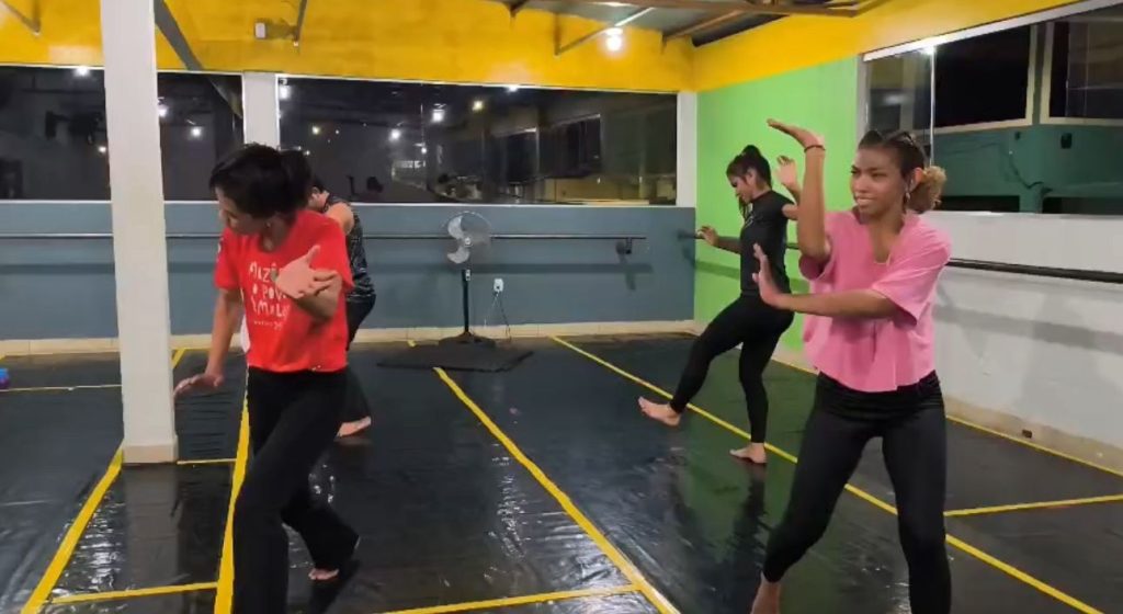 Espetáculo ‘Ruína’ traz reflexão sobre as queimadas na Amazônia por meio da dança Portal Informe Digital Espetaculo Ruina DIVULGACAO2 1024x560 1