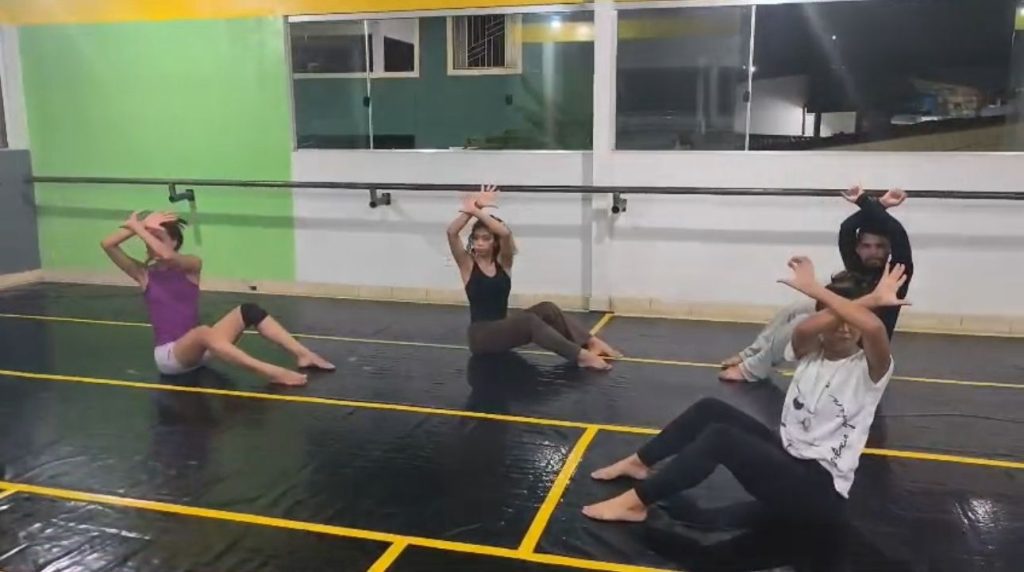 Espetáculo ‘Ruína’ traz reflexão sobre as queimadas na Amazônia por meio da dança Portal Informe Digital Espetaculo Ruina DIVULGACAO3 1024x572 1