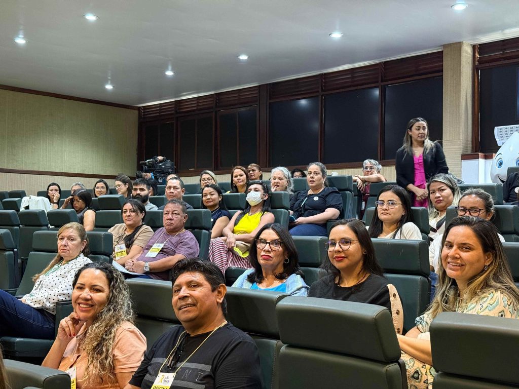 Julho Amarelo: Amazonas prepara municípios para atendimento mais rápido a pessoas com hepatites virais Portal Informe Digital FVS RCP Oficina Hepatites Virais FOTO Leticia Araujo FVS RCP 2 1024x768 1