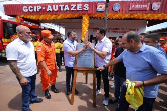 Governador Wilson Lima inaugura Grupamento de Bombeiros em Autazes e reforca resposta a emergencias no interior 1 foto Diego Peres Secom 1024x682 1