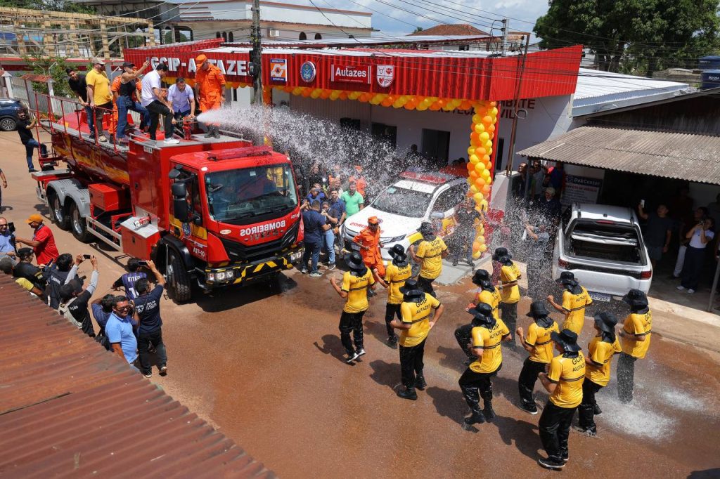 Governador Wilson Lima inaugura Grupamento de Bombeiros em Autazes e reforça resposta a emergências no interior Portal Informe Digital Governador Wilson Lima inaugura Grupamento de Bombeiros em Autazes e reforca resposta a emergencias no interior 3 foto Diego Peres Secom 1 1024x682 1