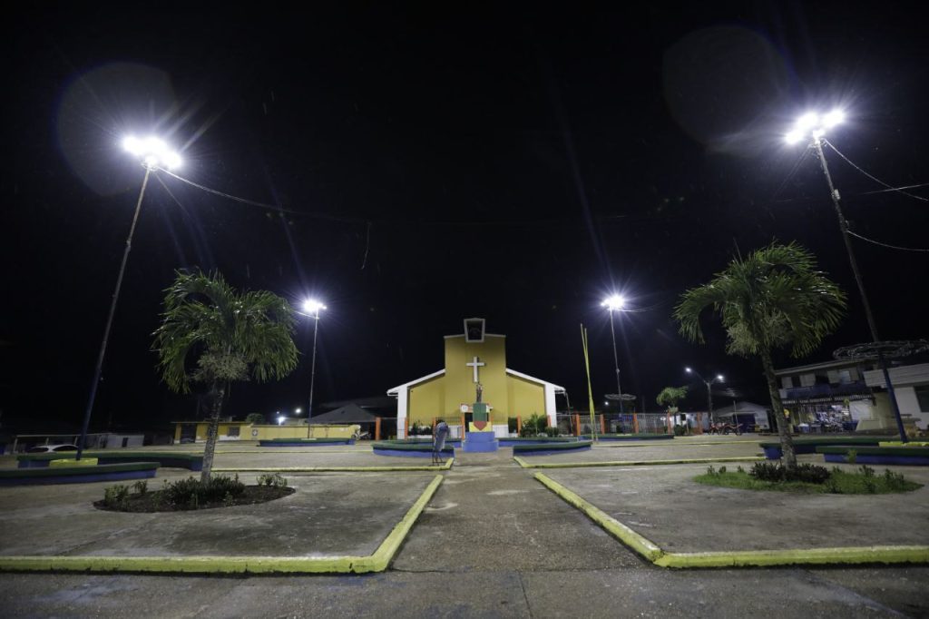 Governador Wilson Lima inaugura iluminação pública de LED em Jutaí e Fonte Boa Portal Informe Digital Ilumina Jutai e Fonte Boa Fotos Seocm 5 1024x682 1